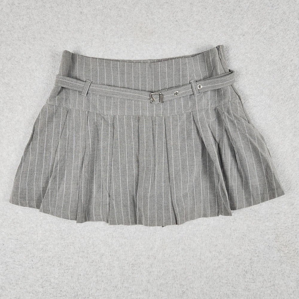 Love Tree Mini Skirt Womens Small Gray Pinstripe Pleated Belted Waist Side Zip